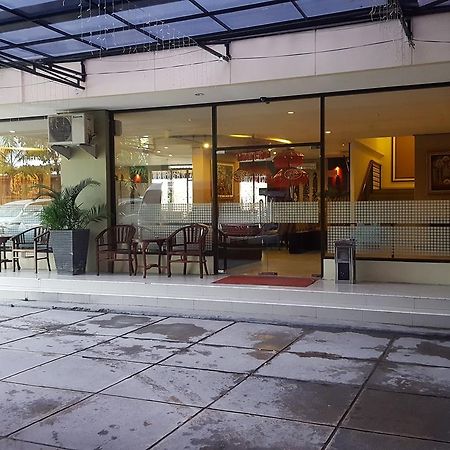 Grand Tembaga Hotel Timika Ngoại thất bức ảnh