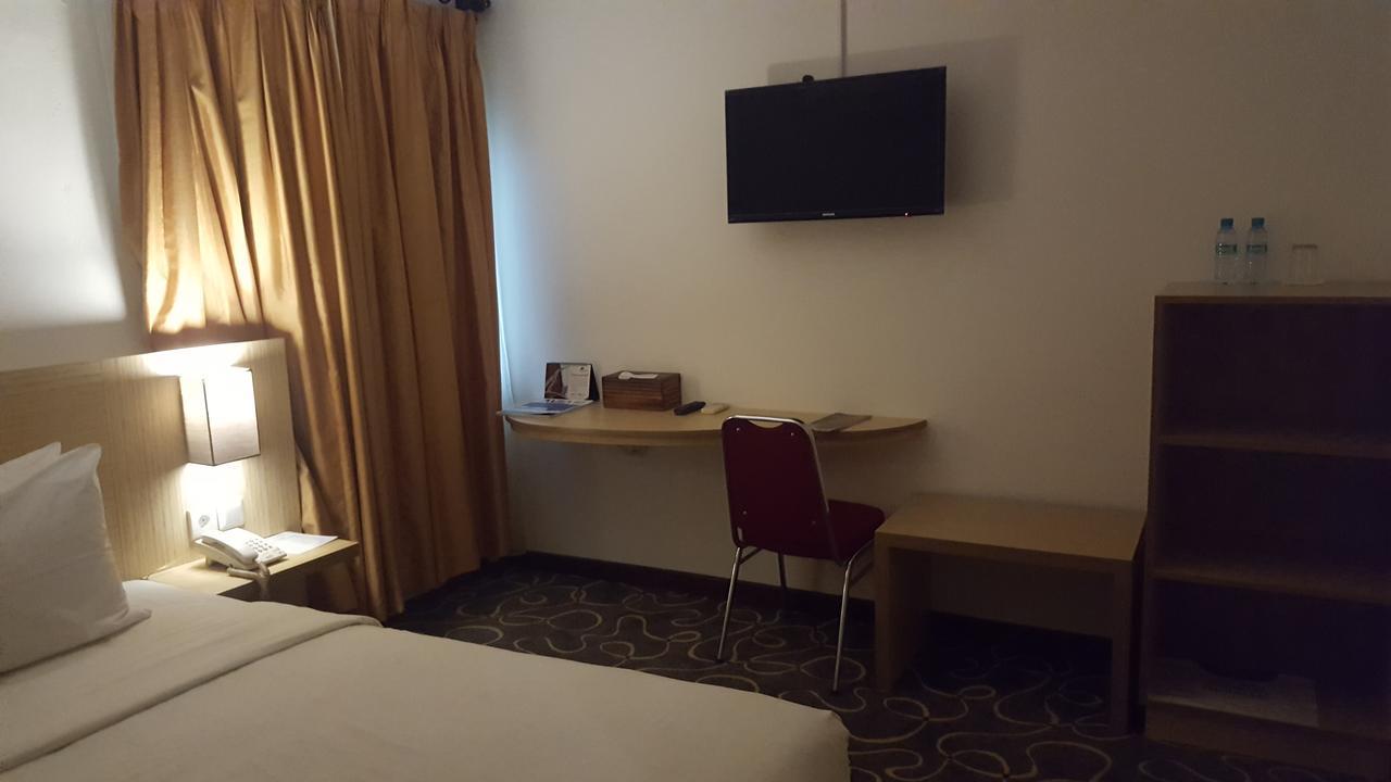 Grand Tembaga Hotel Timika Ngoại thất bức ảnh