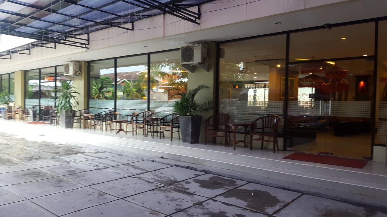 Grand Tembaga Hotel Timika Ngoại thất bức ảnh