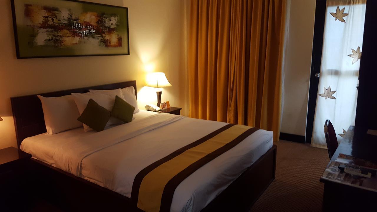 Grand Tembaga Hotel Timika Ngoại thất bức ảnh