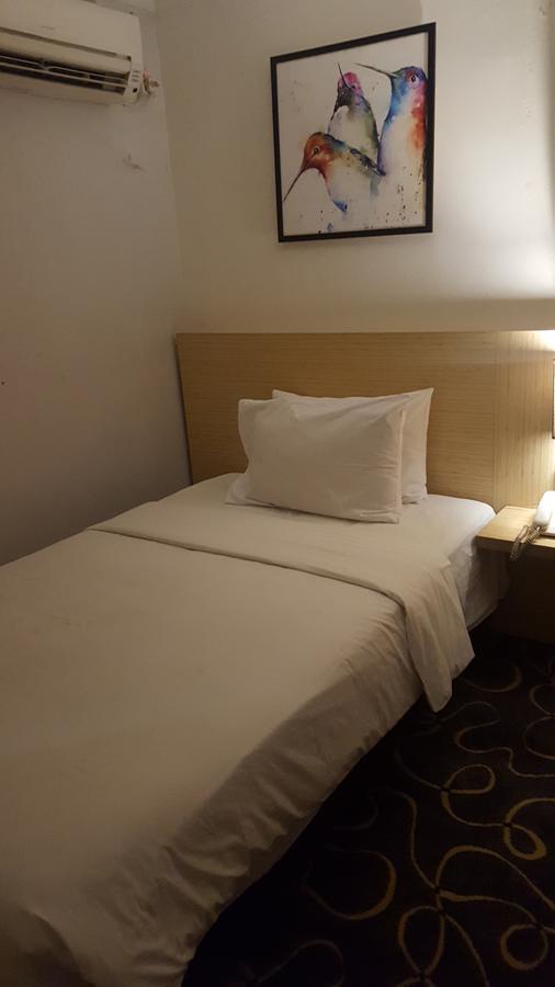 Grand Tembaga Hotel Timika Ngoại thất bức ảnh