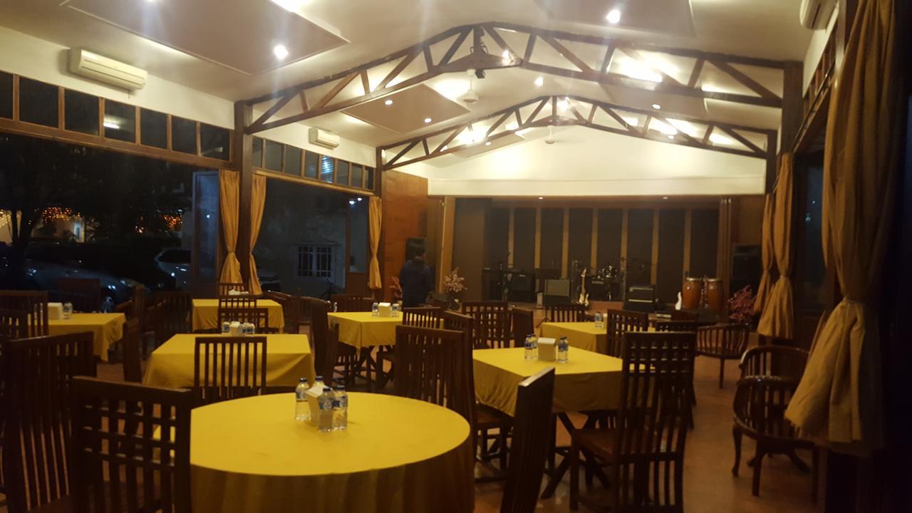 Grand Tembaga Hotel Timika Ngoại thất bức ảnh