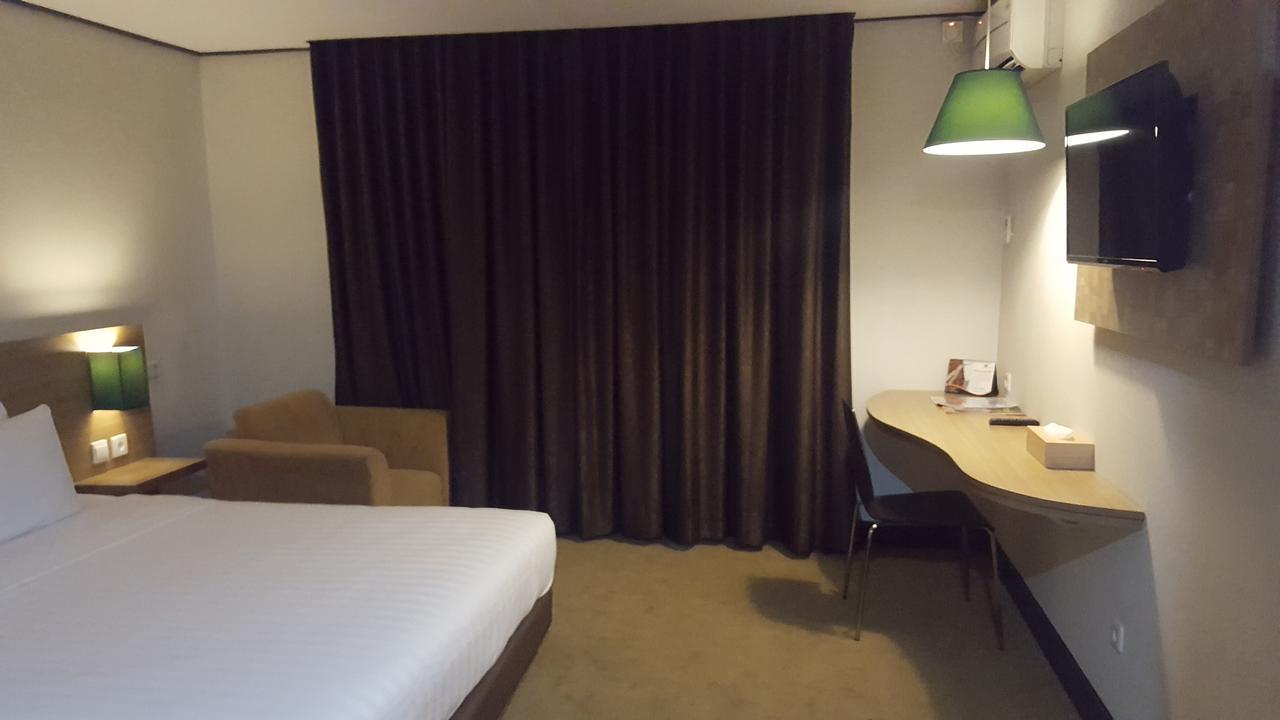 Grand Tembaga Hotel Timika Ngoại thất bức ảnh